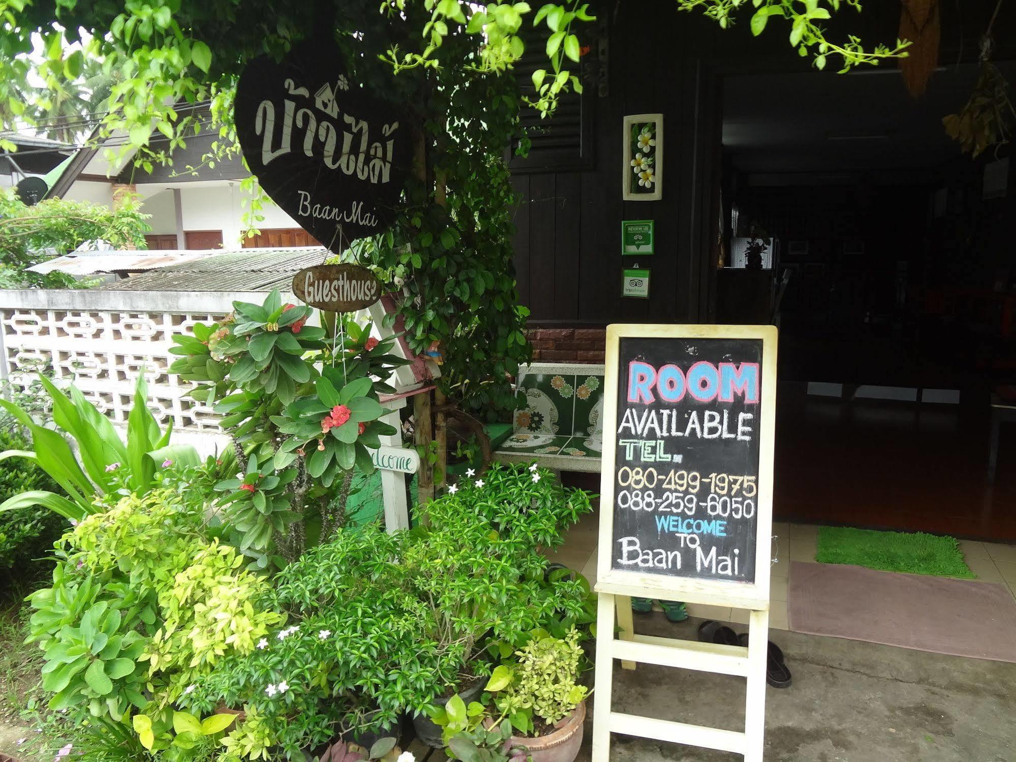 Baan Mai Guesthouse Мэхонгсон Экстерьер фото